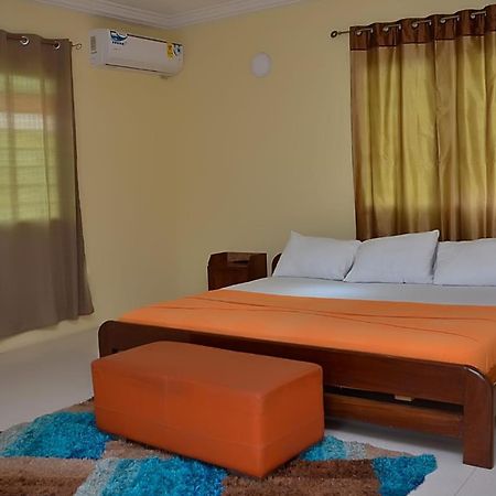 Hotel Loreto Cape Coast Kültér fotó