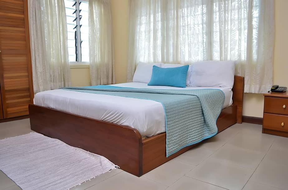 Hotel Loreto Cape Coast Kültér fotó