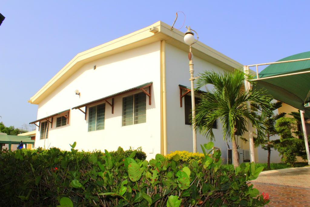 Hotel Loreto Cape Coast Kültér fotó