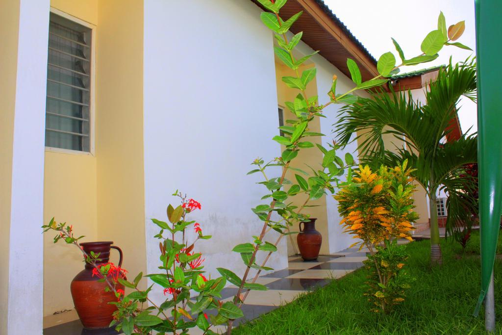 Hotel Loreto Cape Coast Kültér fotó